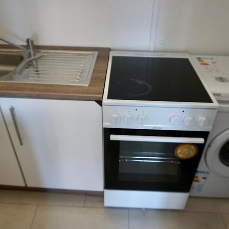 Alster Hamburg - Saniertes Und Mobliertes Apartment Mit Bad Und Kuche Kültér fotó