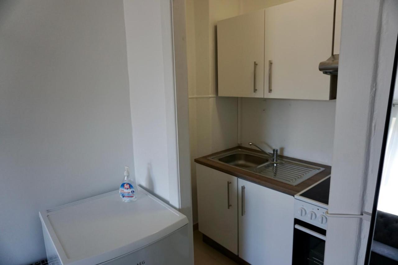 Alster Hamburg - Saniertes Und Mobliertes Apartment Mit Bad Und Kuche Kültér fotó