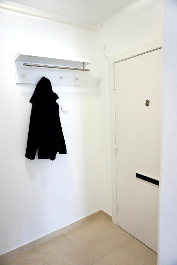 Alster Hamburg - Saniertes Und Mobliertes Apartment Mit Bad Und Kuche Kültér fotó